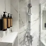 Velorea Exclusive Residences *