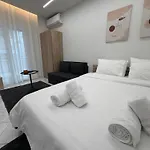 Velorea Exclusive Residences 公寓