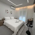 公寓 Velorea Exclusive Residences *